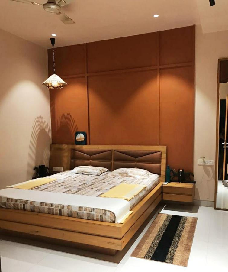 Entire Craftsman House With 2 Bedrooms Kitchen And More Rāipur Zewnętrze zdjęcie