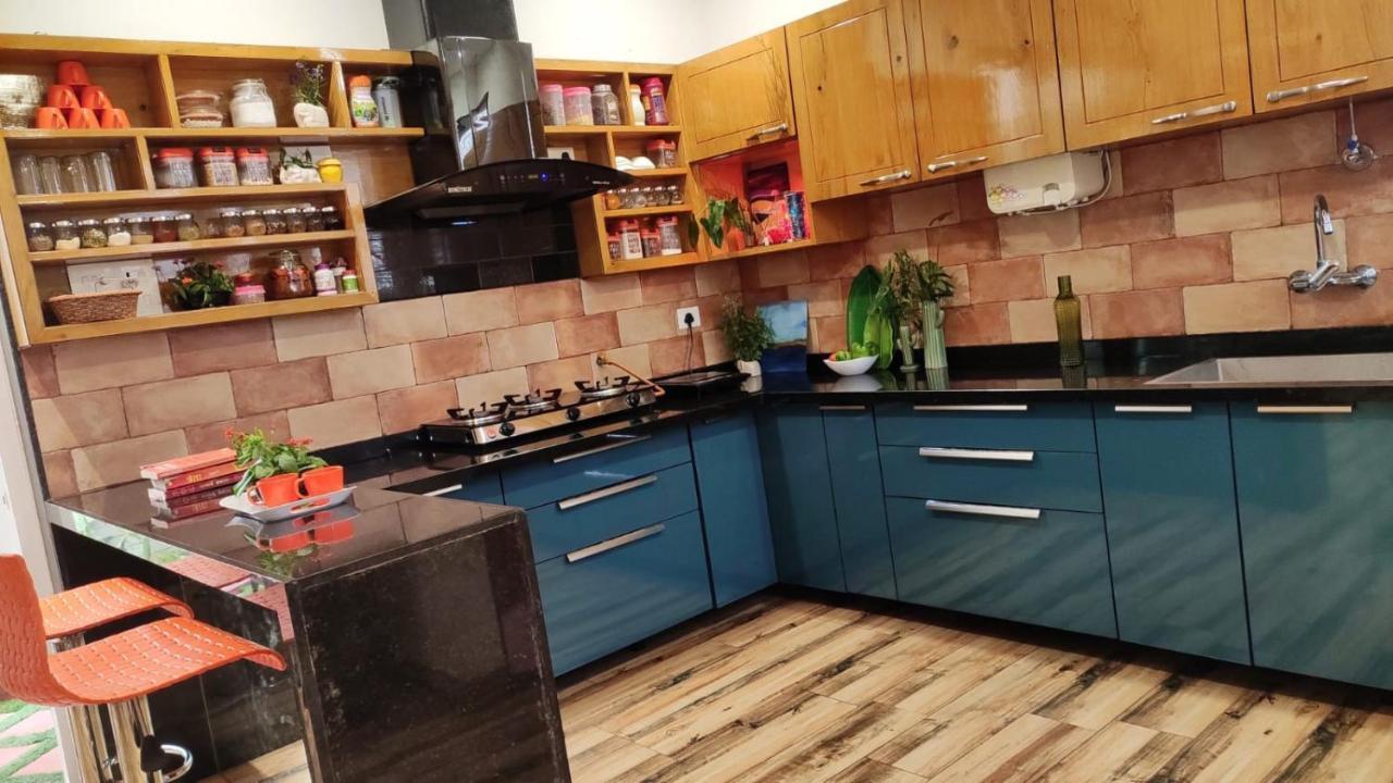 Entire Craftsman House With 2 Bedrooms Kitchen And More Rāipur Zewnętrze zdjęcie